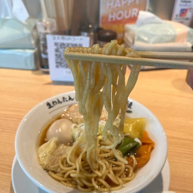 生わんたんらぁめん専門店赤黄緑 武庫之荘店 - サブ画像2