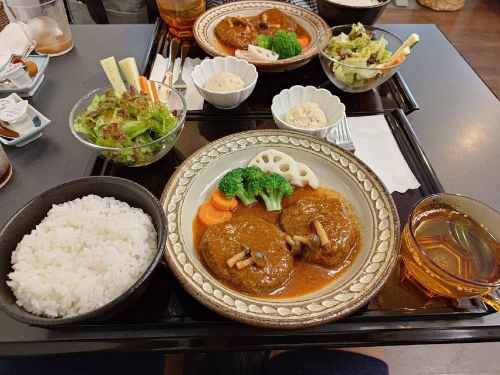 ハンバーグとハイボールのお店 Burg&Bar