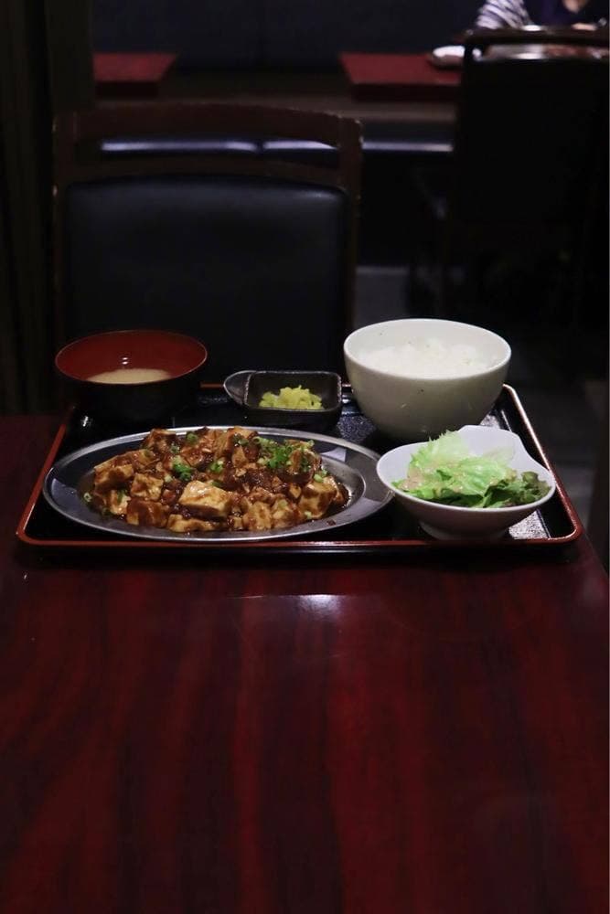 餃子酒場 肉汁 漠々堂