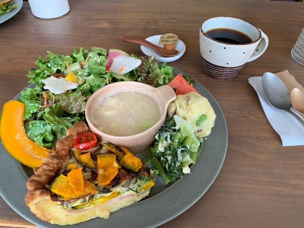 cafe&market くまと文鳥