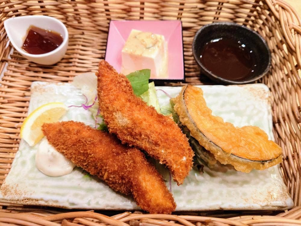 農園直送レストラン 古都華 奈良のうまいものプラザ