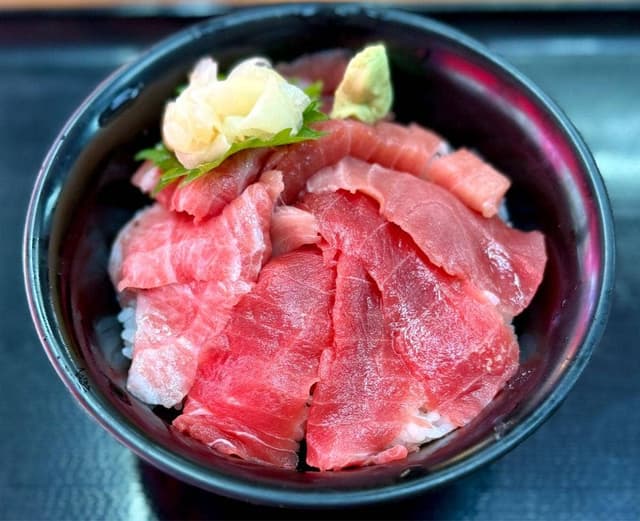 すしざんまい マグロ大王の店 - サブ画像3