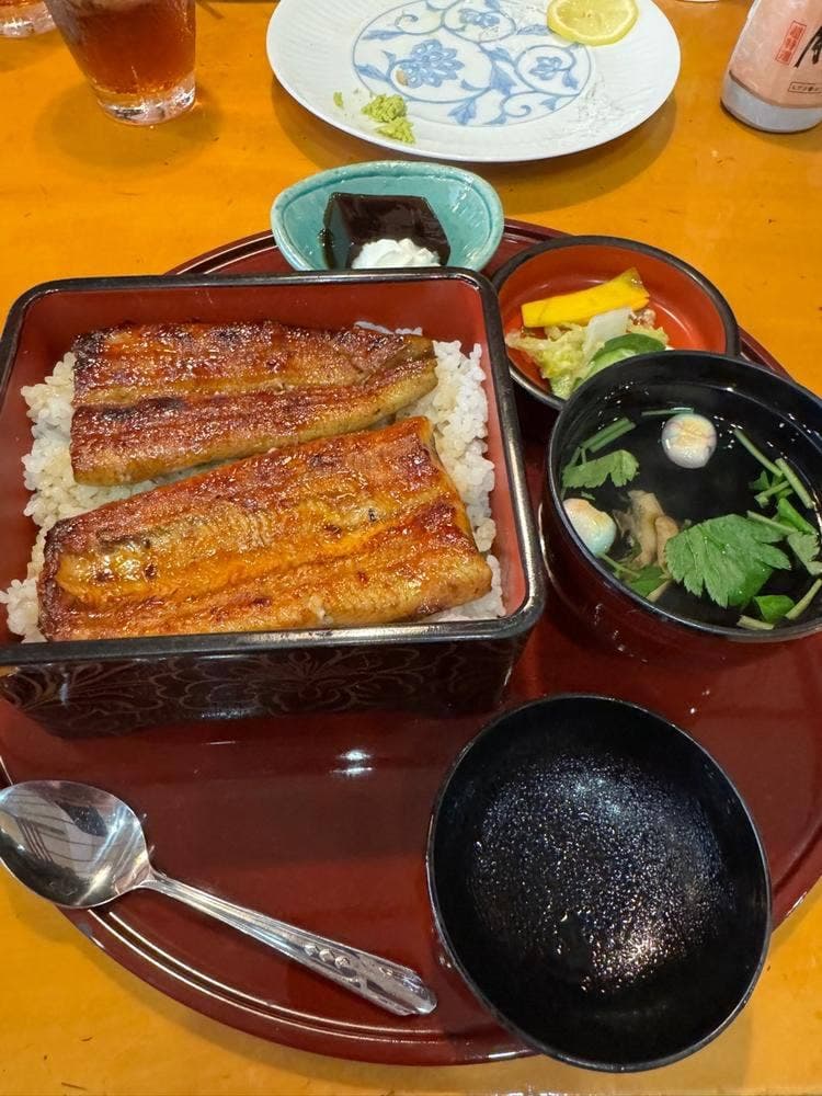 寿司割烹三角屋