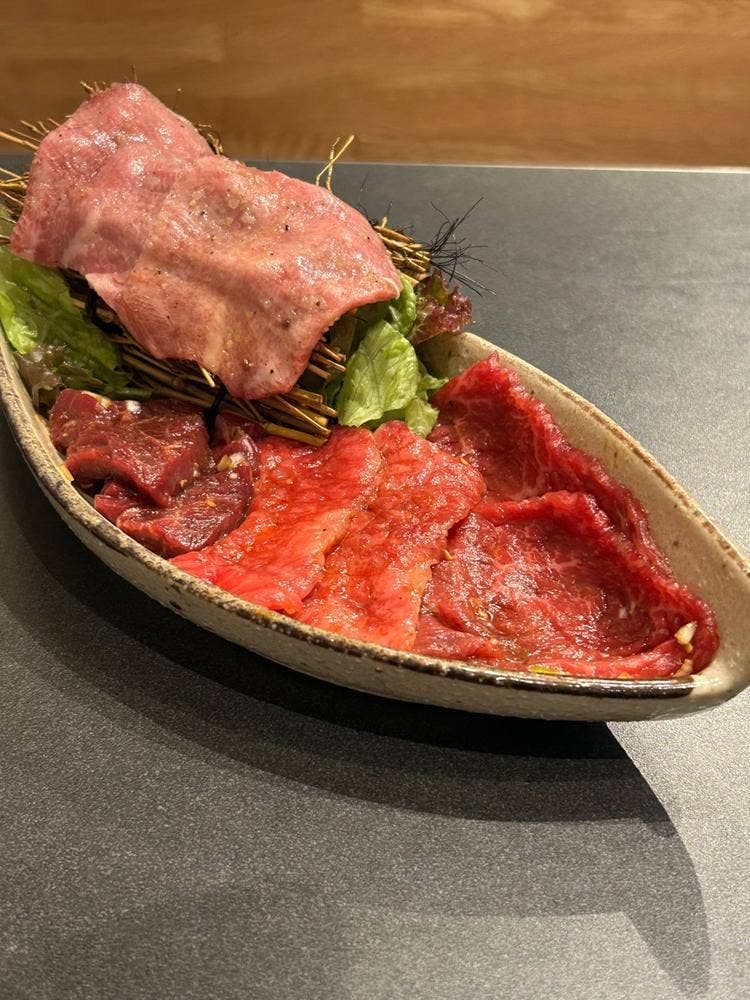 焼肉 ことづて