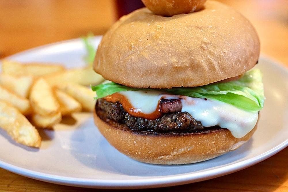 Kaju Burger 豊田店