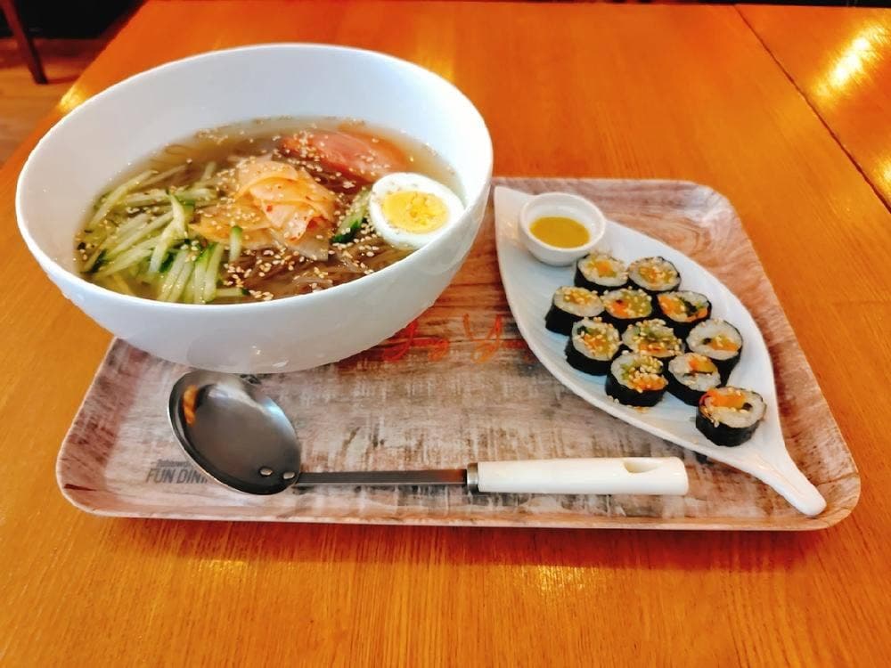 Koreanダイニングカフェ ヨンヤン