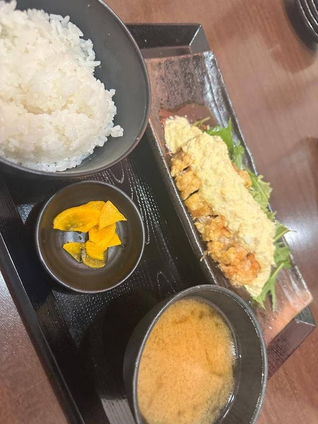 大山どり炭火焼酒場 俺の店 - サブ画像2