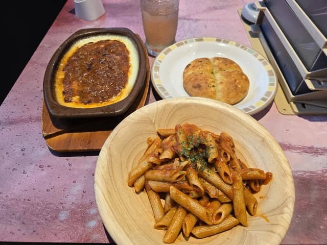 サイゼリヤ 梅田センタービル店 - サブ画像2