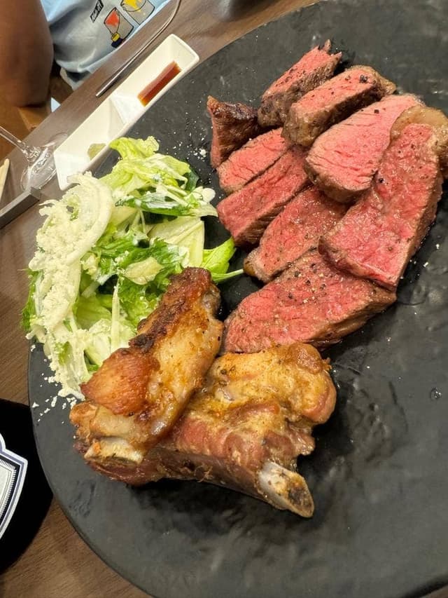 淡路牛と炭とワイン パパーレ - サブ画像1