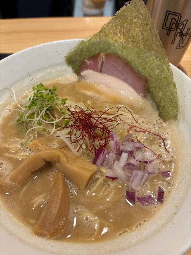 メンヤダモンデ