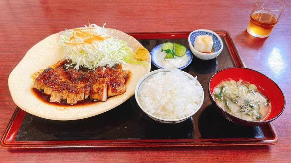 厚切りトンテキ かぷ