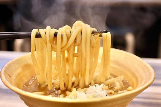 台湾まぜそばとカレーうどんのお店 つるりん - サブ画像2