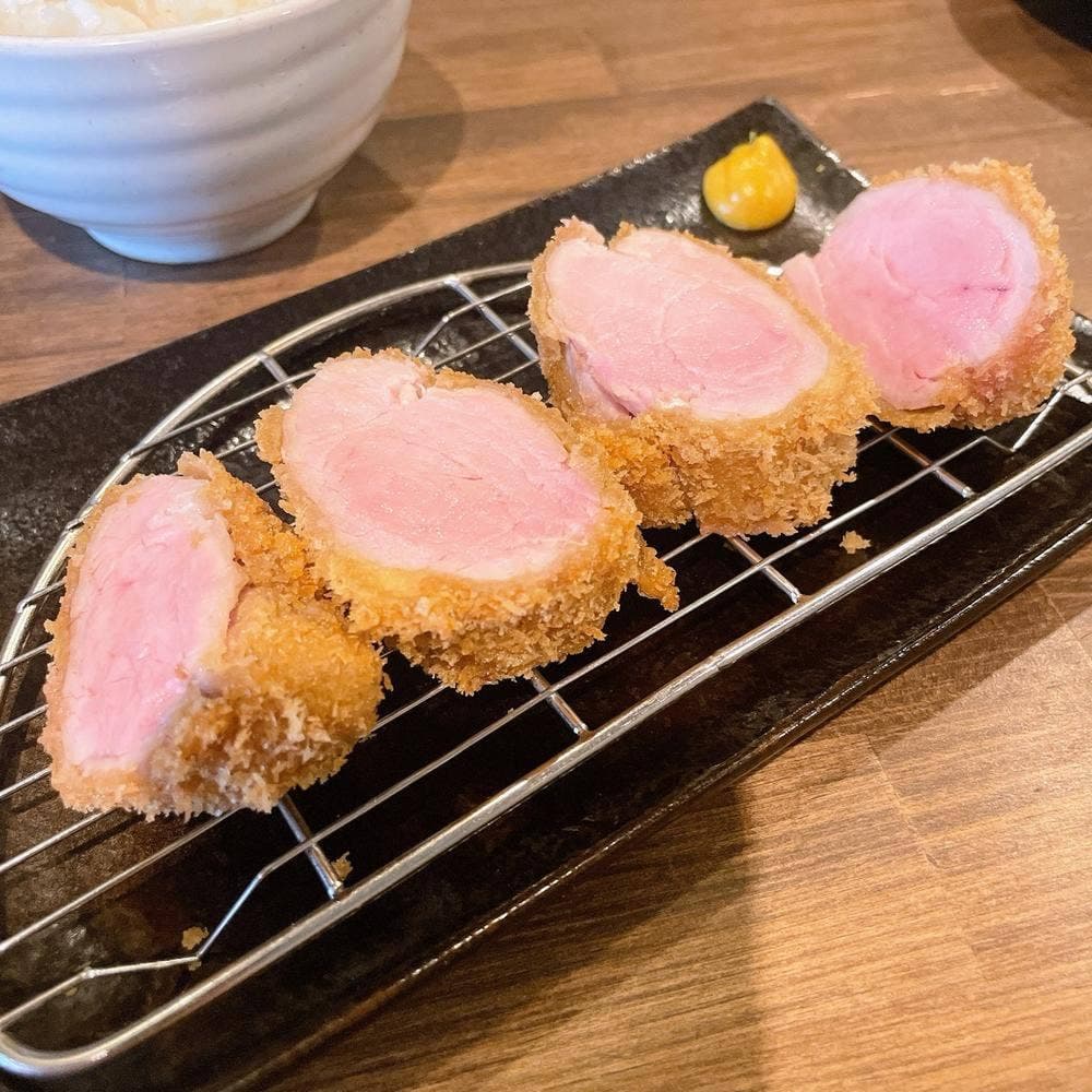 とんかつ なかや