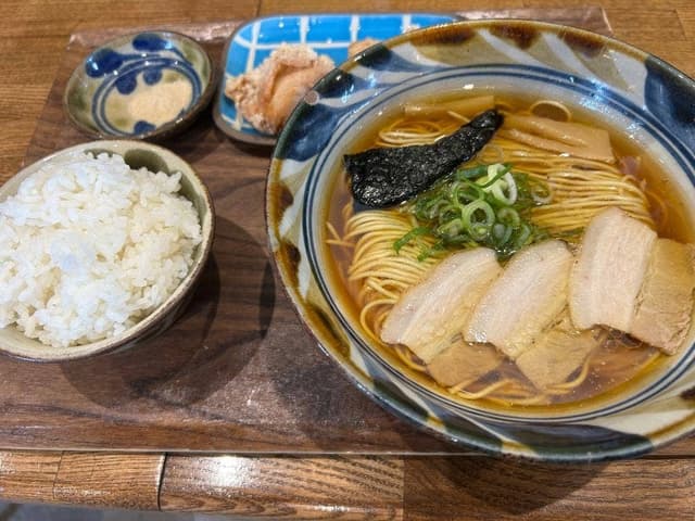 ラーメンハウス アヒル軒 - サブ画像1