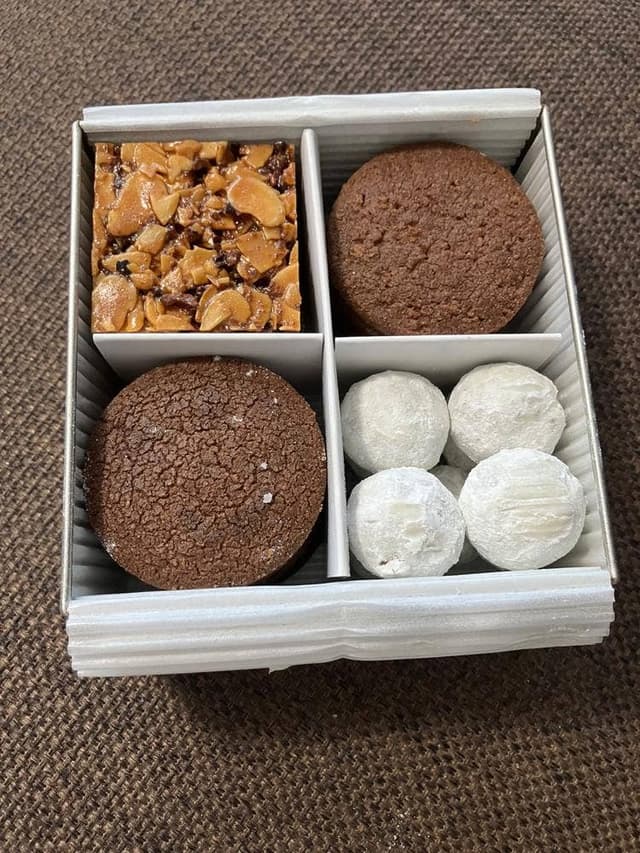 ル ショコラ ドゥ アッシュ 銀座本店 - サブ画像3