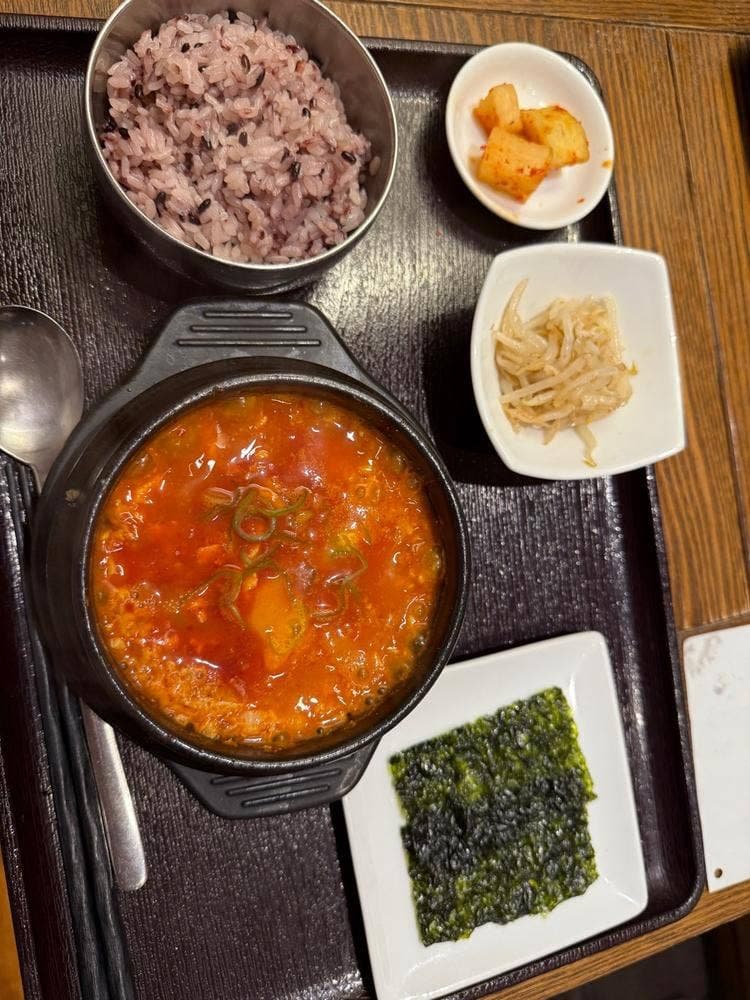 韓国旬菜 ハル