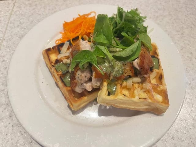 HACHI CAFE - サブ画像1