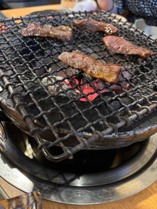 炭火ホルモン焼 しちりん 取手西口駅前店 - サブ画像1