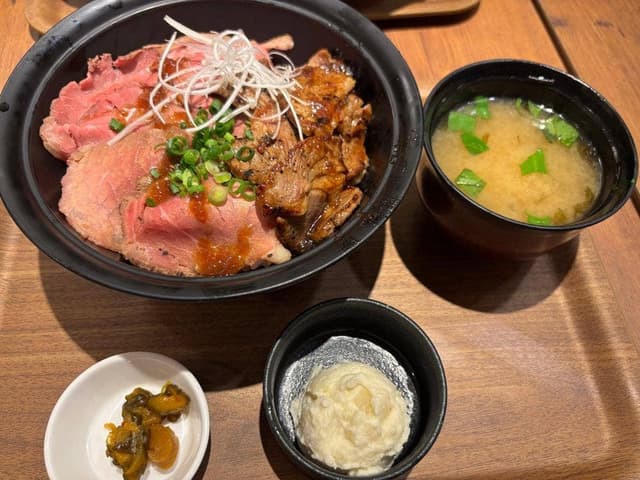 ローストビーフとハンバーグ YOSHIMI 池袋パルコ店 - サブ画像3