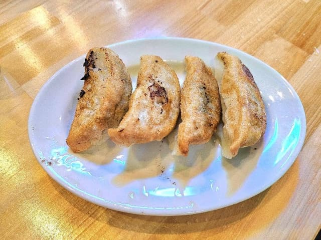餃子 小籠包 福包酒場 片町店 - サブ画像2