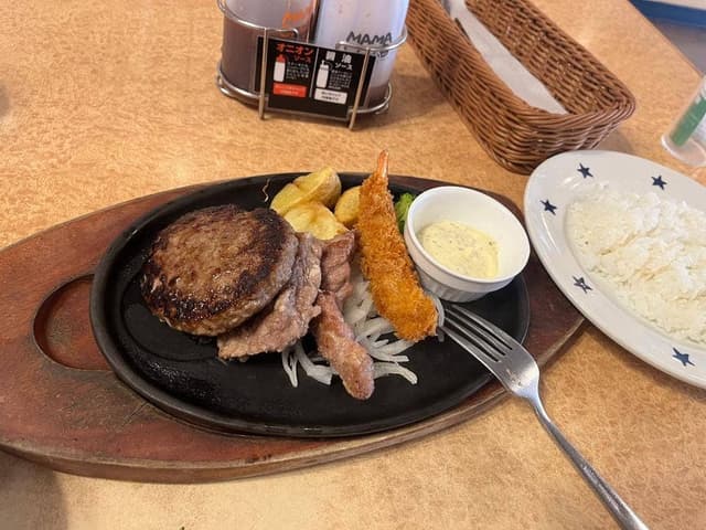 ステーキのどん 高槻店 - サブ画像1