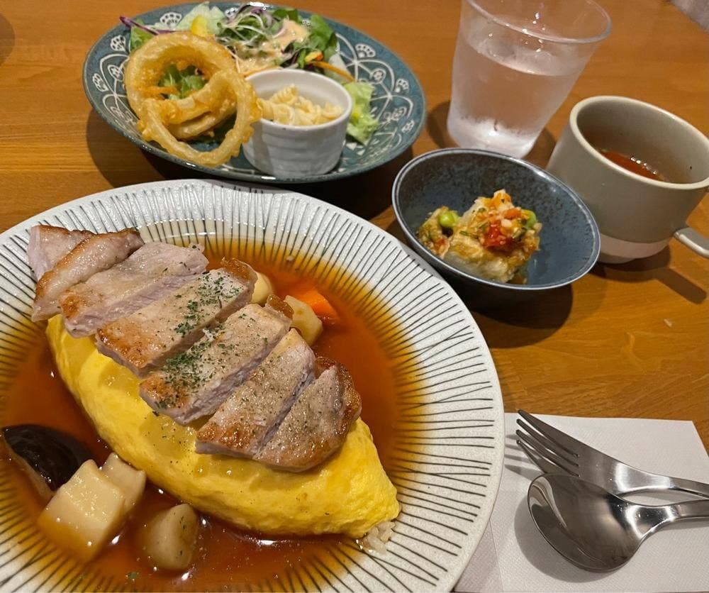 オムライスとスイーツのお店 45kitchen ヨンゴーキッチン