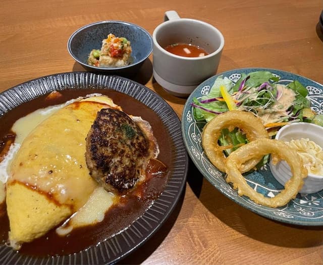 オムライスとスイーツのお店 45kitchen ヨンゴーキッチン - サブ画像2