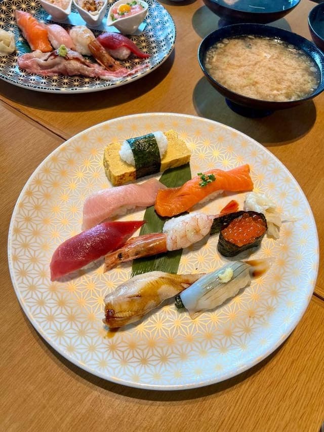 若鮨 国母本店 - サブ画像3