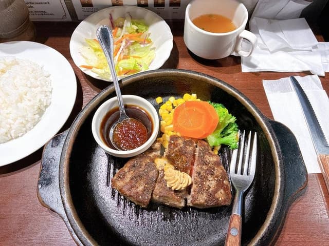 いきなりステーキ 新橋日比谷口店 - サブ画像1