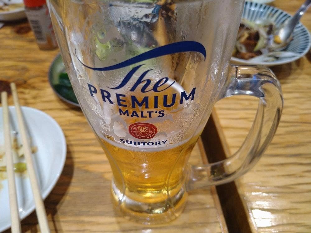 餃子酒場 太陽ホエール