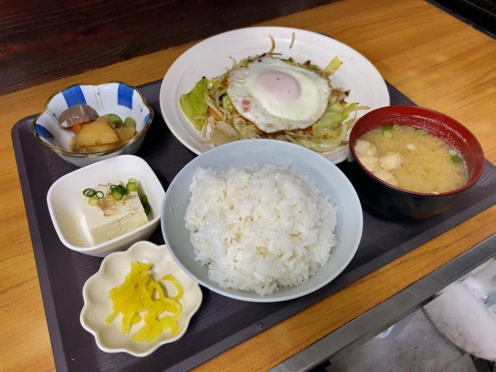 一膳めし 青木堂