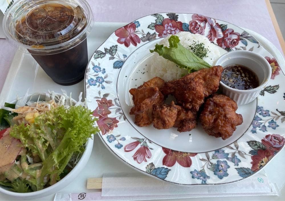 ベイサイドカフェ KEYWEST