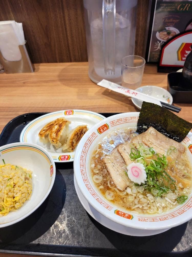 餃子の王将 橋本駅ビル店
