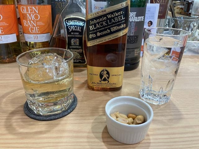 お酒の美術館 ブルーライン桜木町駅店 - サブ画像3