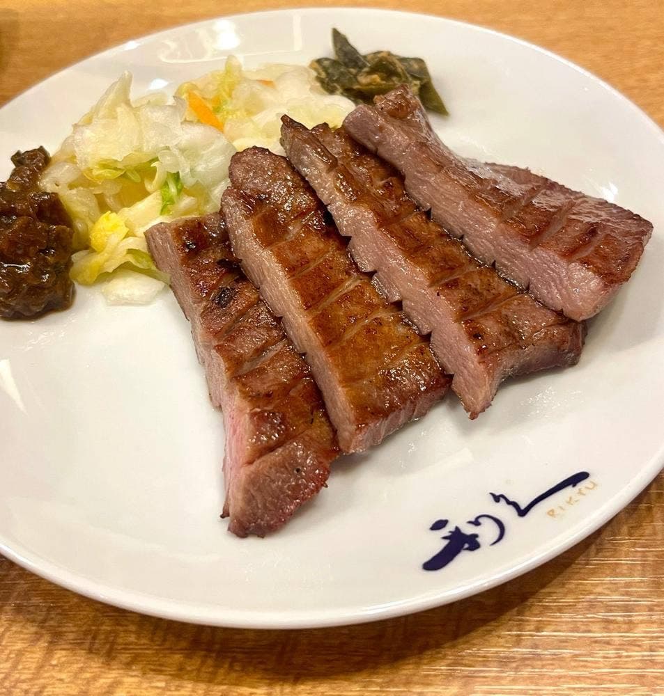 牛たん炭焼 利久 石巻山下店