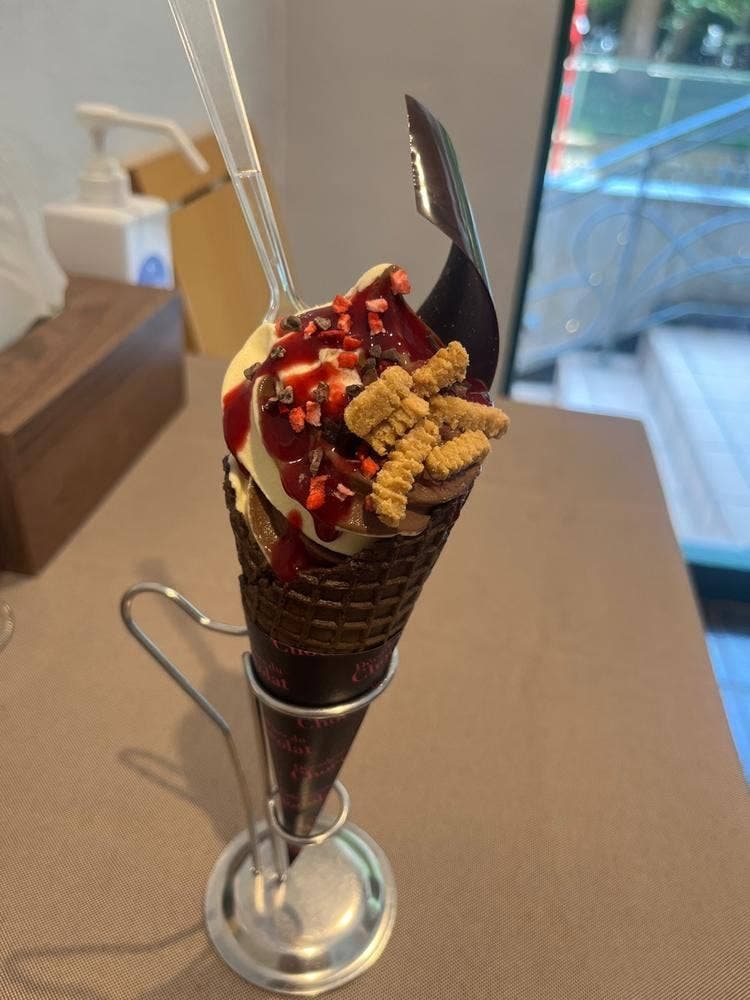 デカダンス ドュ ショコラ 茗荷谷ファクトリー店