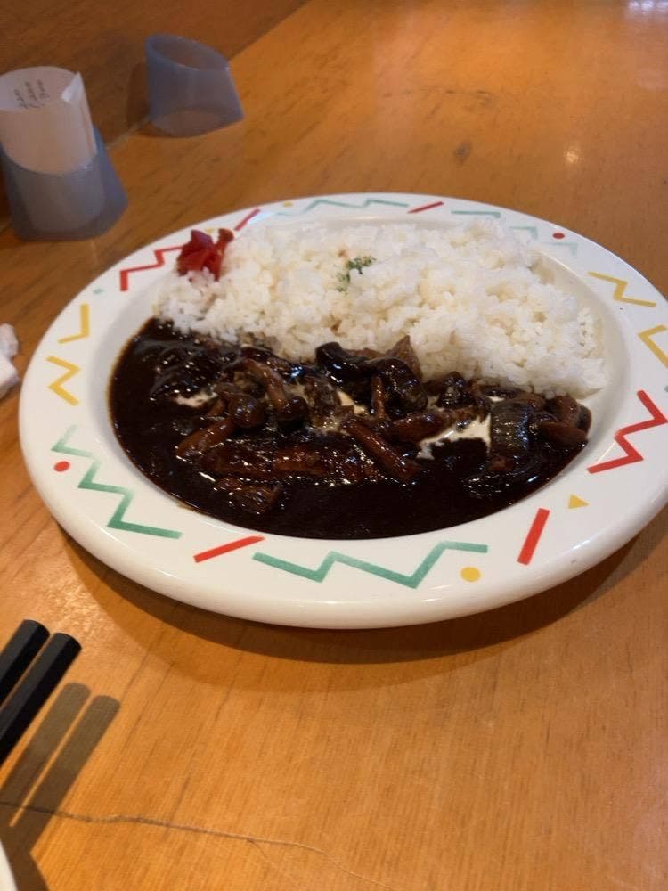 洋食堂やましげ