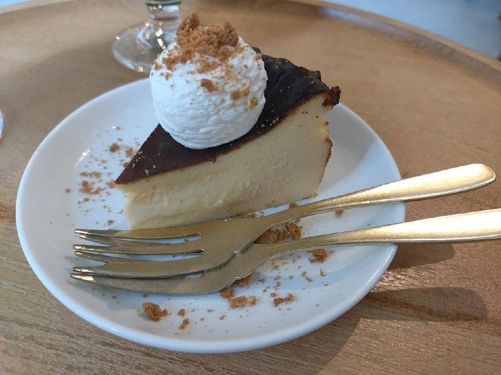 nugu cafe