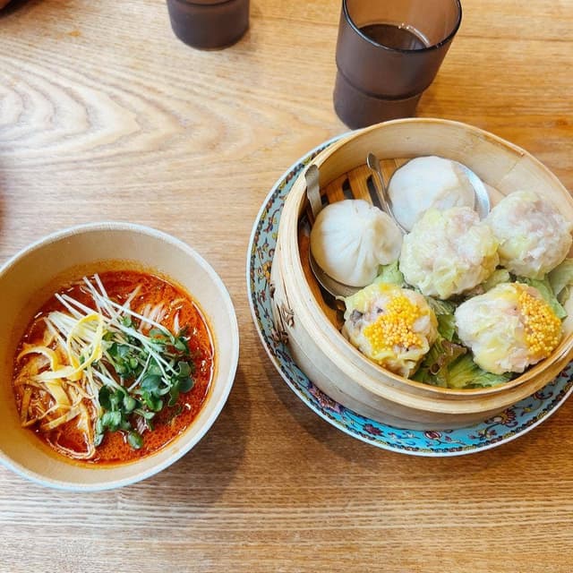 たんたん麺とえび焼売 カムイ 下北沢店 - サブ画像2