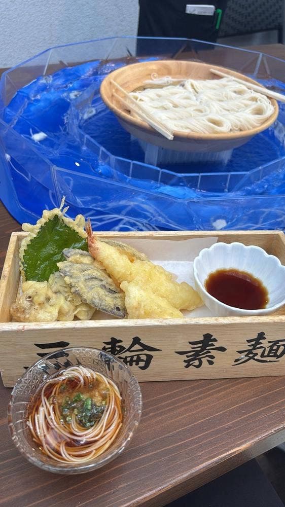 三輪そうめん流し 乾製麺所
