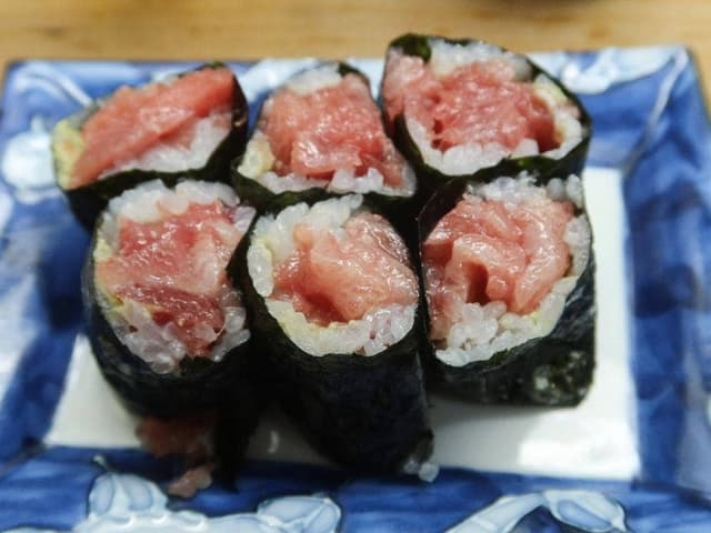 立ち喰い寿司 七幸 - サブ画像1