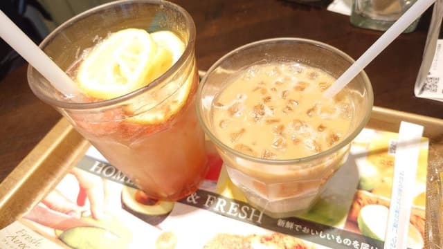 フレッシュネスバーガー 三宮中央通り店 - サブ画像1