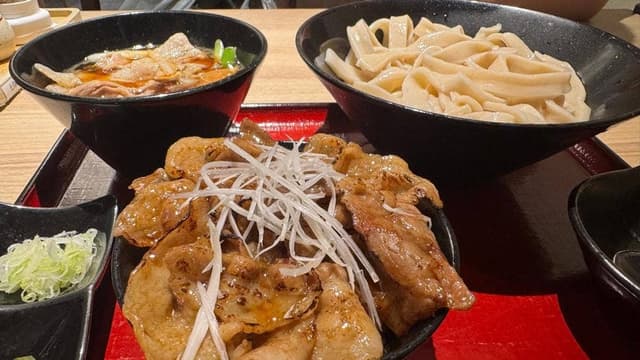 武蔵野うどん とこ井 埼玉新都心店 - サブ画像1