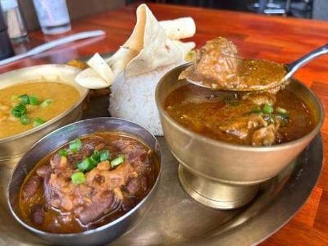 ゴルカリ レストラン - サブ画像1