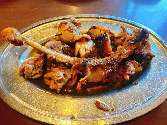 骨付鳥 一鶴 土器川店 - サブ画像1