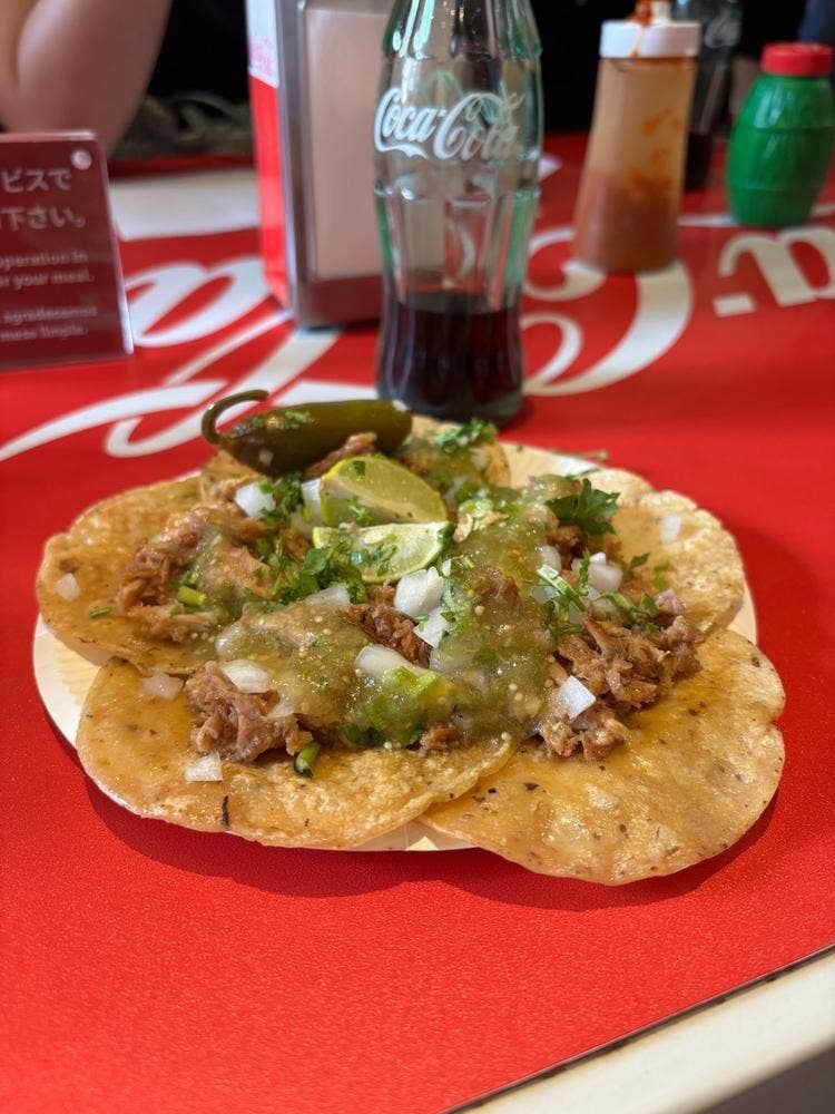 TACOS 3hermanos Harajuku