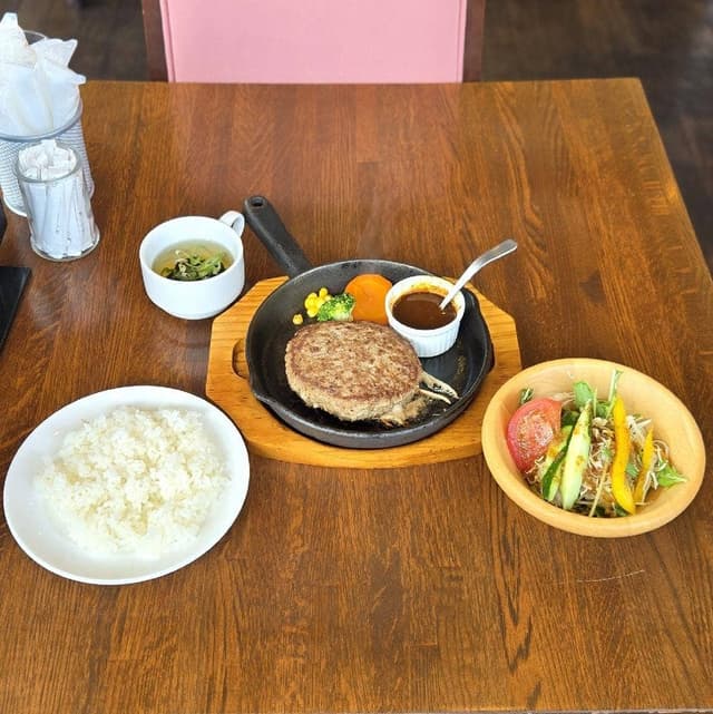 手作りハンバーグ アペゼ - サブ画像1