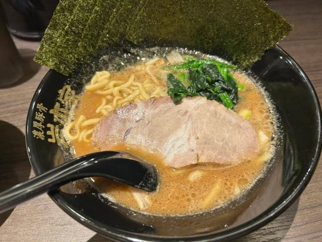 濃厚豚骨ラーメン 岩本家 - サブ画像2