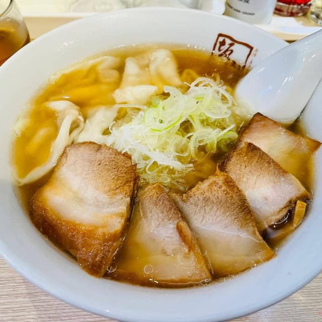 喜多方ラーメン 坂内 新宿西口思い出横丁店 - サブ画像2