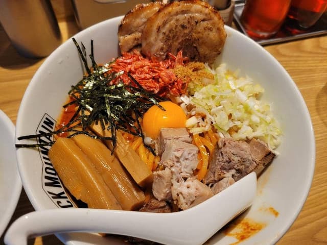 ラーメン ロックマウンテン - サブ画像2